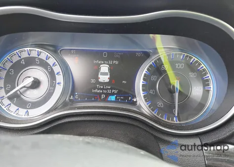 2016 Chrysler 300 Anniversary Edition из США, поврежденный, VIN 2C3CCAAG5GH343709